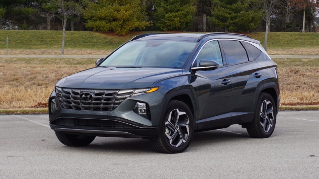 Hyundai Recalls 51,000 Tucsons for Trailer Hitch Fire Hazard