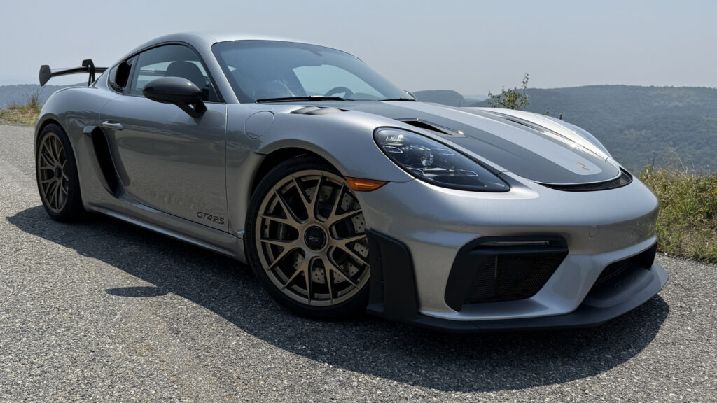 In The Porsche 718 Cayman GT4 RS, Getting Lost Is The Best Part Of The Drive In The Porsche 718 Cayman GT4 RS, Getting Lost Is The Best Part Of The Drive