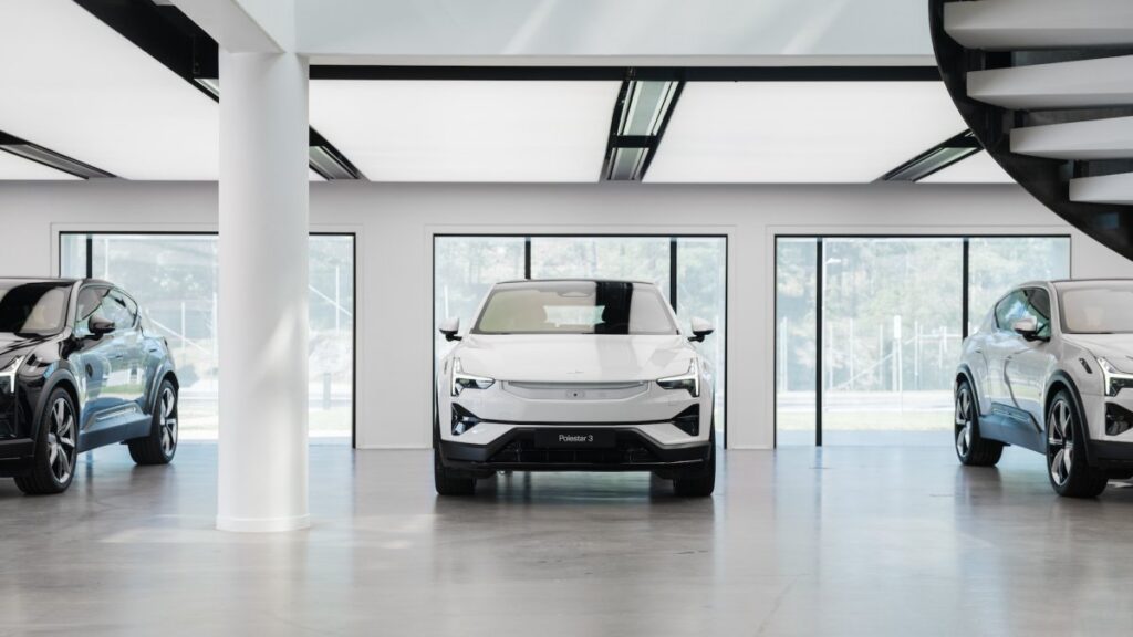 Polestar Financing, Nissan Dealers, and Frozen Waymos