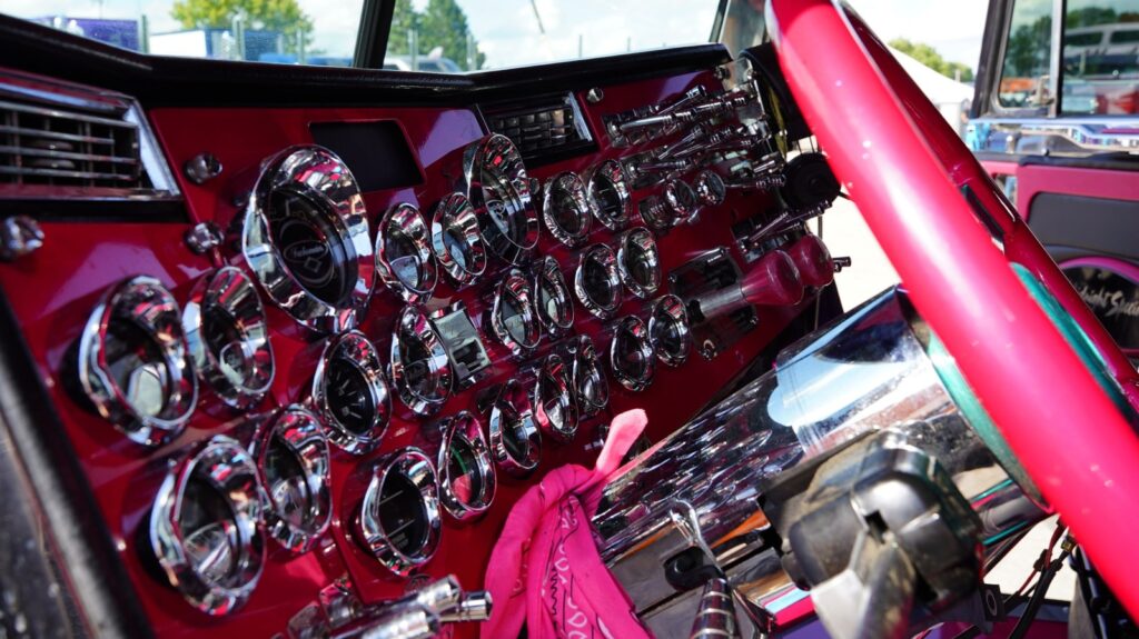 Semi Trucks Have A Wild Number Of Gauges – Here's What They're For