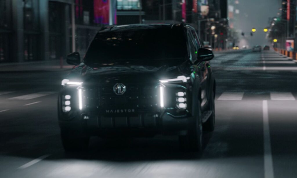 12 फरवरी को लॉन्च से पहले दिखी एमजी मैजेस्टर की झलक cnbLogo