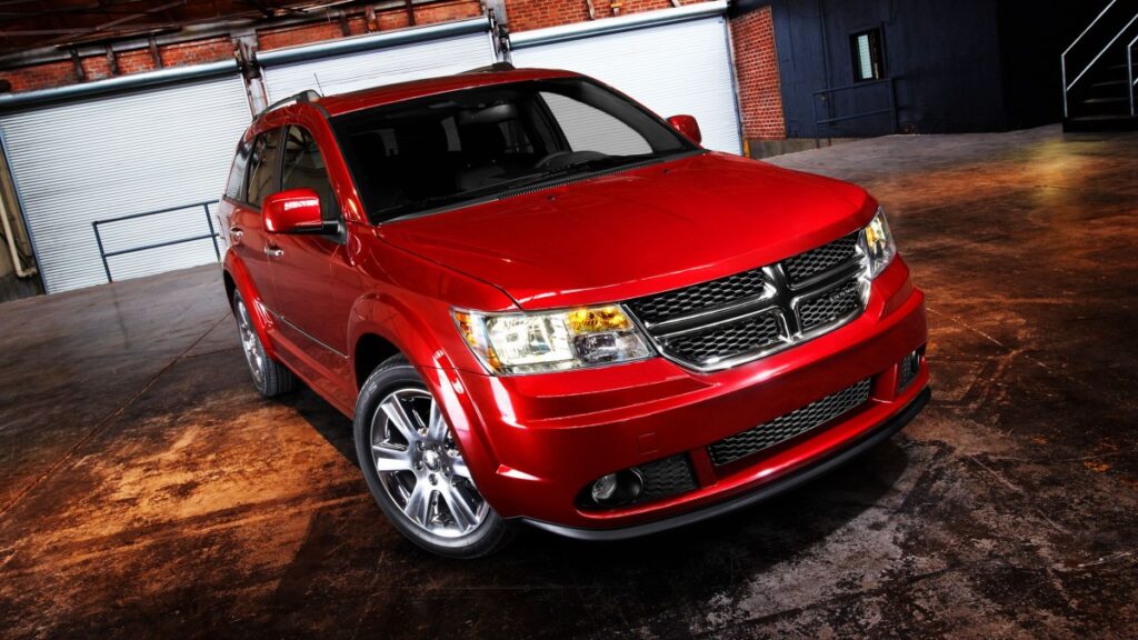 Dodge Sold 17 New Journeys Last Year, Even Though It Died in 2020