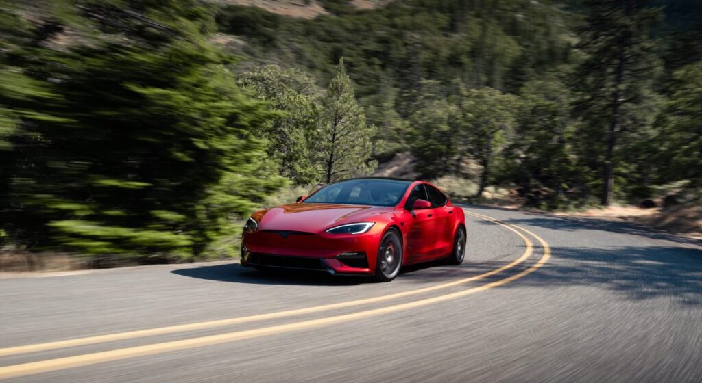 Tesla Model S and X Dead, Toyota Sales, and the Audi RS 5 Plug-In Hybrid