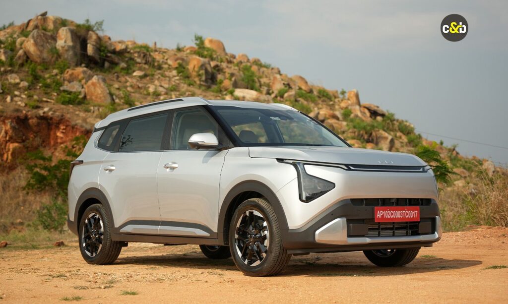 किआ कारेंज क्लैविस को नया सनरूफ वाला HTE(EX) वैरिएंट मिला, कीमतें रु.12.55 लाख से शुरू cnbLogo