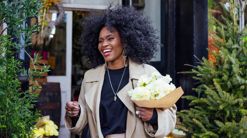 5 Science-Proven Ways to Feel Happier and Strengthen Relationships 5 Science-Proven Ways to Feel Happier and Strengthen Relationships