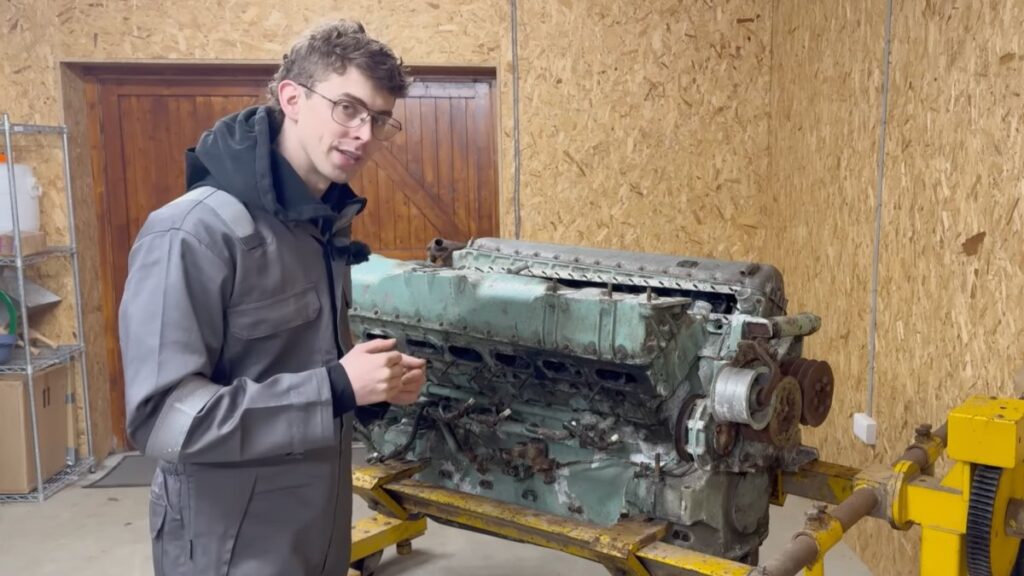 A 1950s Tank Engine With Turbos and EFI? That’s the Stuff