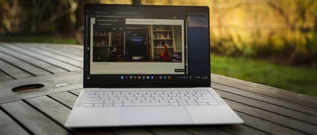 ASUS ExpertBook Ultra 2026