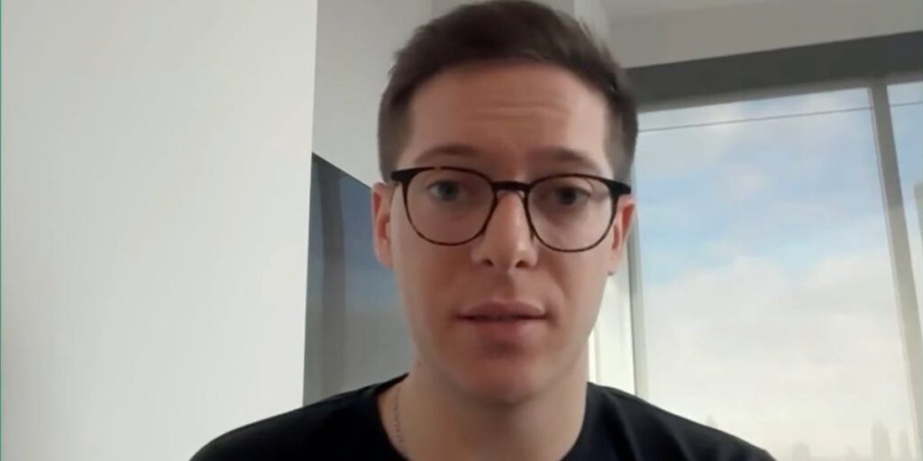 Author of Viral AI Essay Says AI Helped Write It