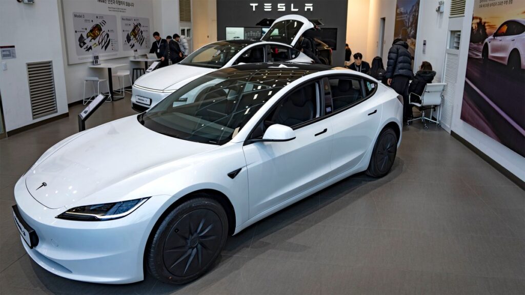 China Beats U.S. on Another Automotive Innovation: Banning Electronic Door Handles