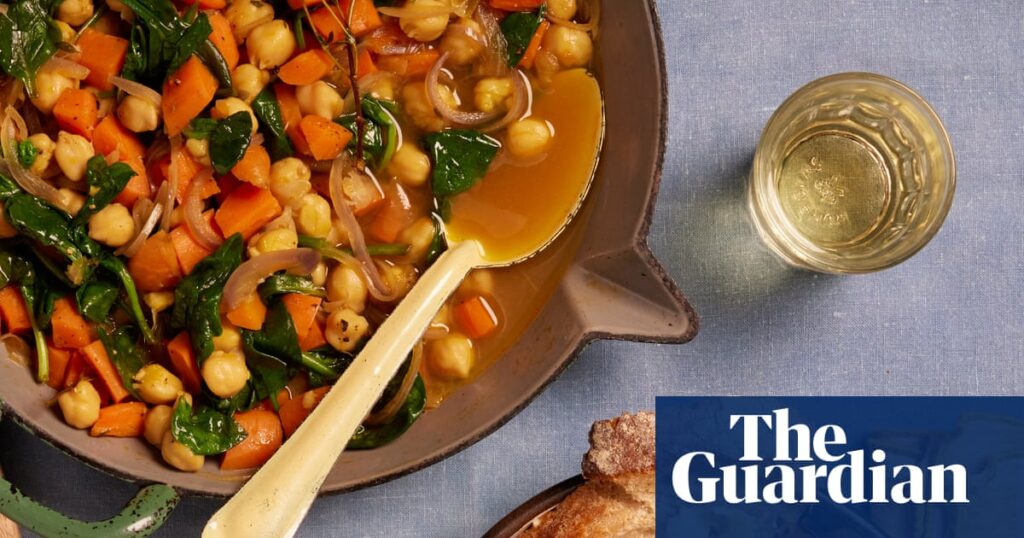 José Pizarro’s recipe for roast carrot, saffron and chickpea stew with spinach | Food