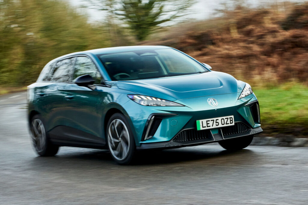 MG 4 EV | Autocar MG4 review 047