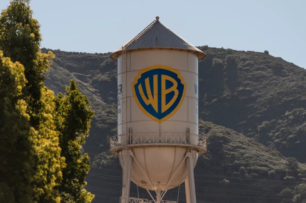 Netflix says it’s not buying Warner Bros. after all: ‘No longer financially attractive’ Netflix says it’s not buying Warner Bros. after all: ‘No longer financially attractive’