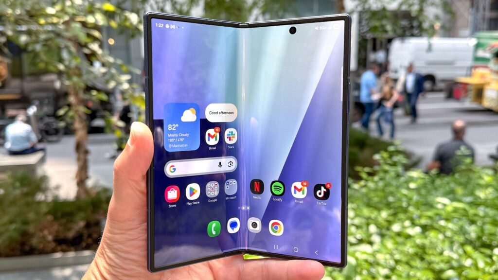 Rumored Samsung Wide Fold pops up in early One UI 9 builds Rumored Samsung Wide Fold pops up in early One UI 9 builds