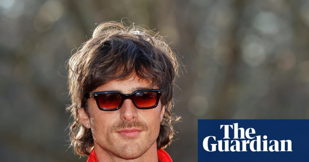 Salad praise: how ice hockey’s ‘lettuce’ hair is winning over Hollywood | Men's hair