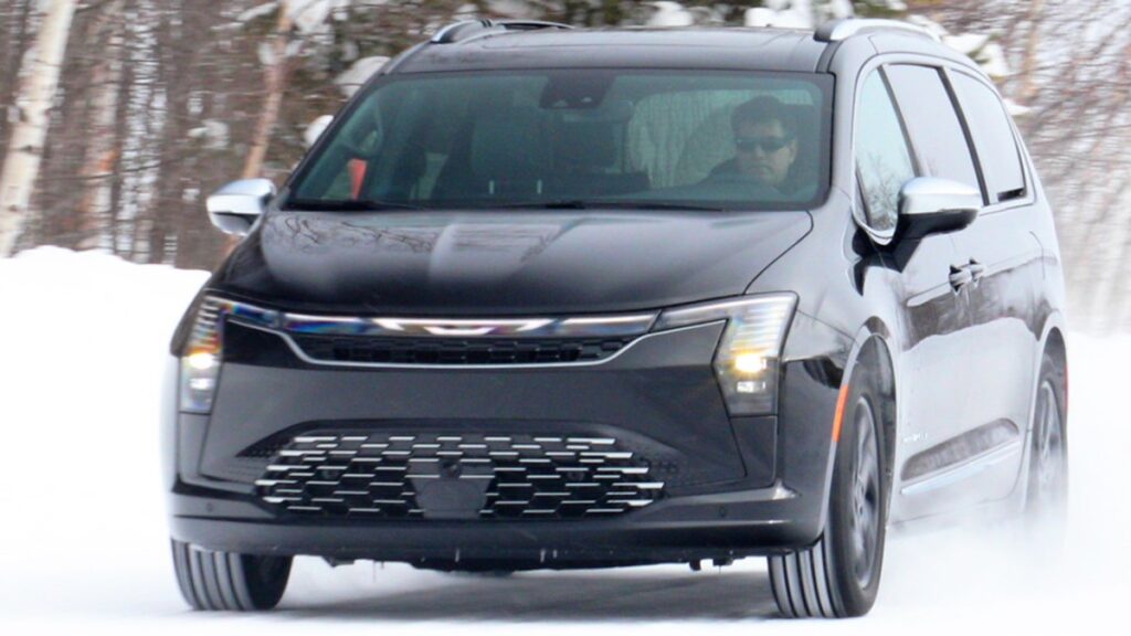 The Next Chrysler Pacifica Will Look a Little More ‘RoboCop’