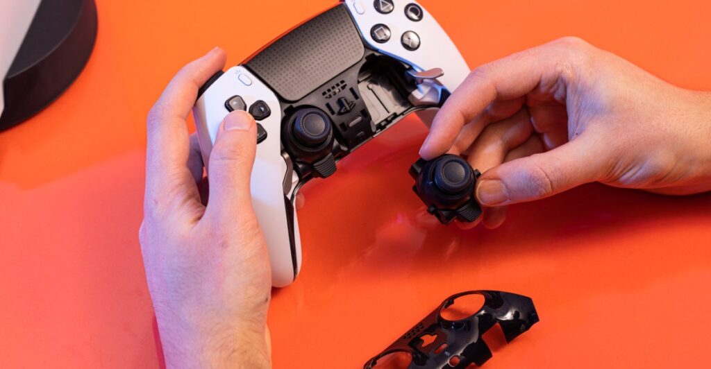 You can save $30 on Sony’s DualSense Edge controller by buying refurbished