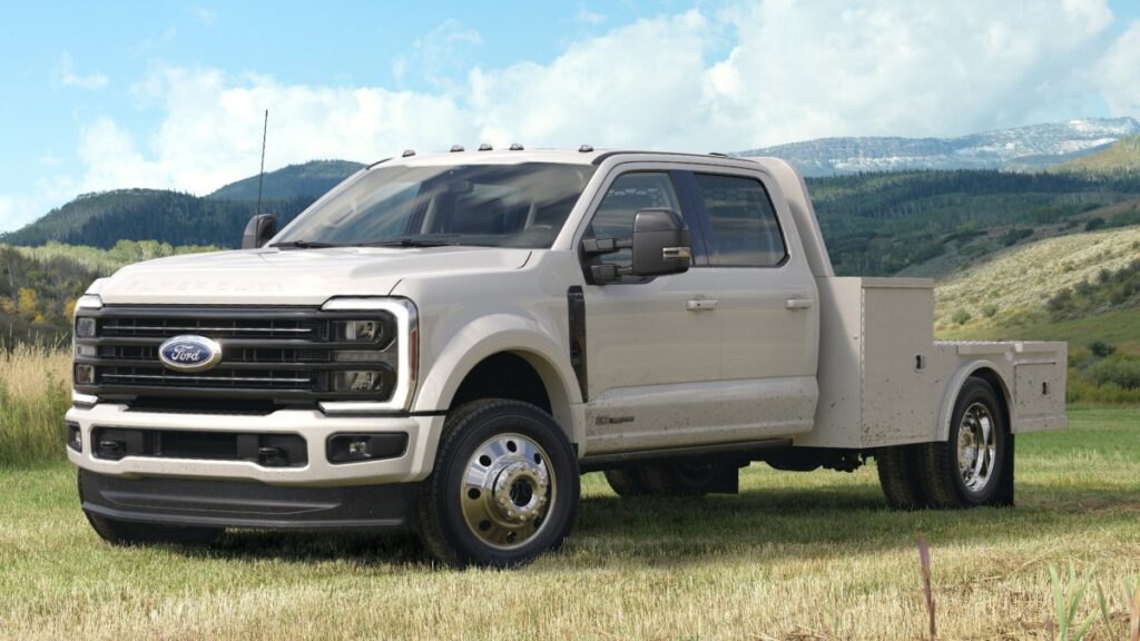 2027 Ford Super Duty Chassis Cab Now Comes in Luxury Platinum Trim