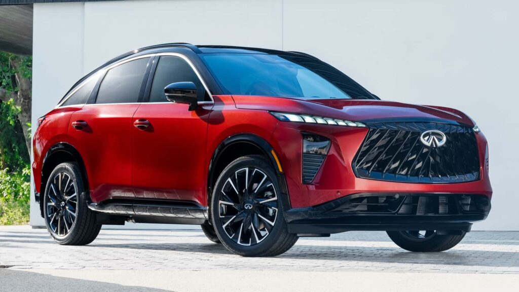 A More Stylish Tow-Row SUV Option A More Stylish Tow-Row SUV Option