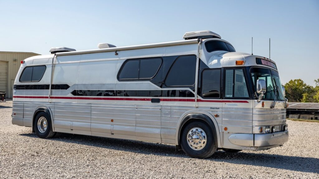 Buy This 1970 GM Bus That's Been Turned Into an RV and Start a Band