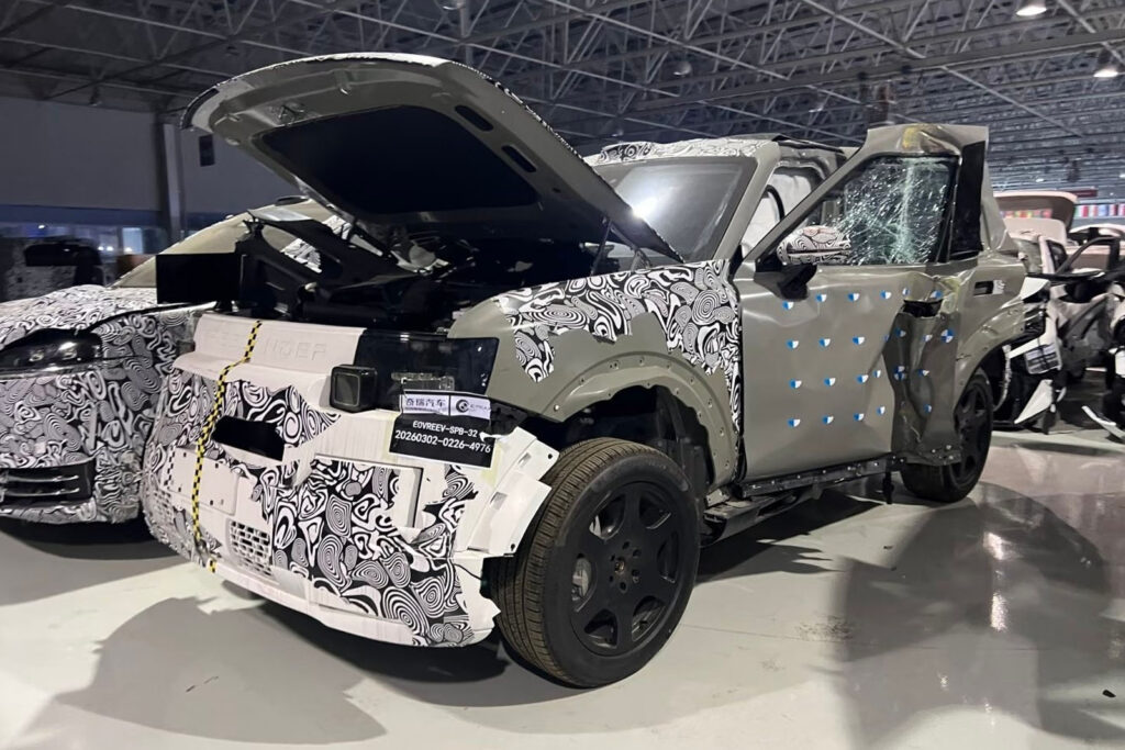First look at new Freelander as crash test pictures leaked