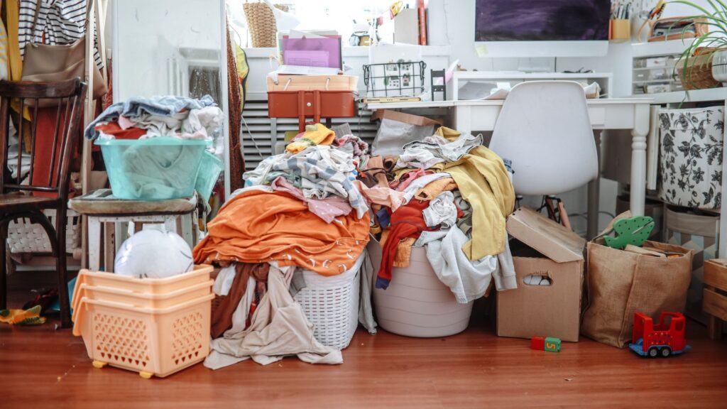 How bedroom clutter increases nighttime anxiety and 3 a.m. wake-ups