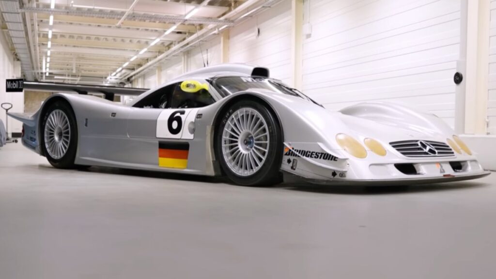 I’ve Never Seen the Mercedes CLR That Flipped at Le Mans Examined in Such Great Detail I've Never Seen the Mercedes CLR That Flipped at Le Mans Examined in Such Great Detail