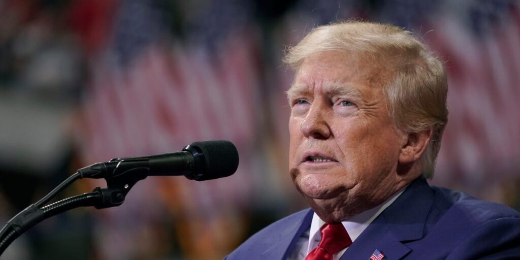 Major US Trade Groups Pressing Trump to Give Tariff Refunds 'En Masse'