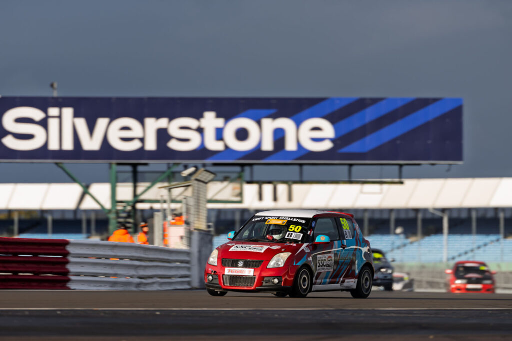 “Sounds simple. Isn’t.” Six brilliant hours in UK’s most confusing race "Sounds simple. Isn't." Six brilliant hours in UK's most confusing race