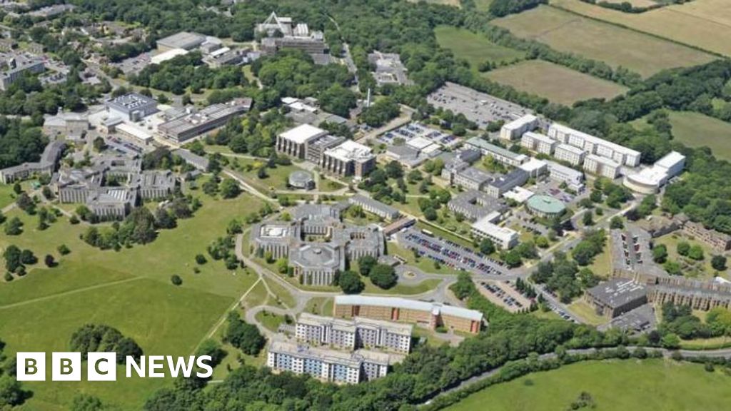 Uni student among two dead in Kent meningitis outbreak Uni student among two dead in Kent meningitis outbreak