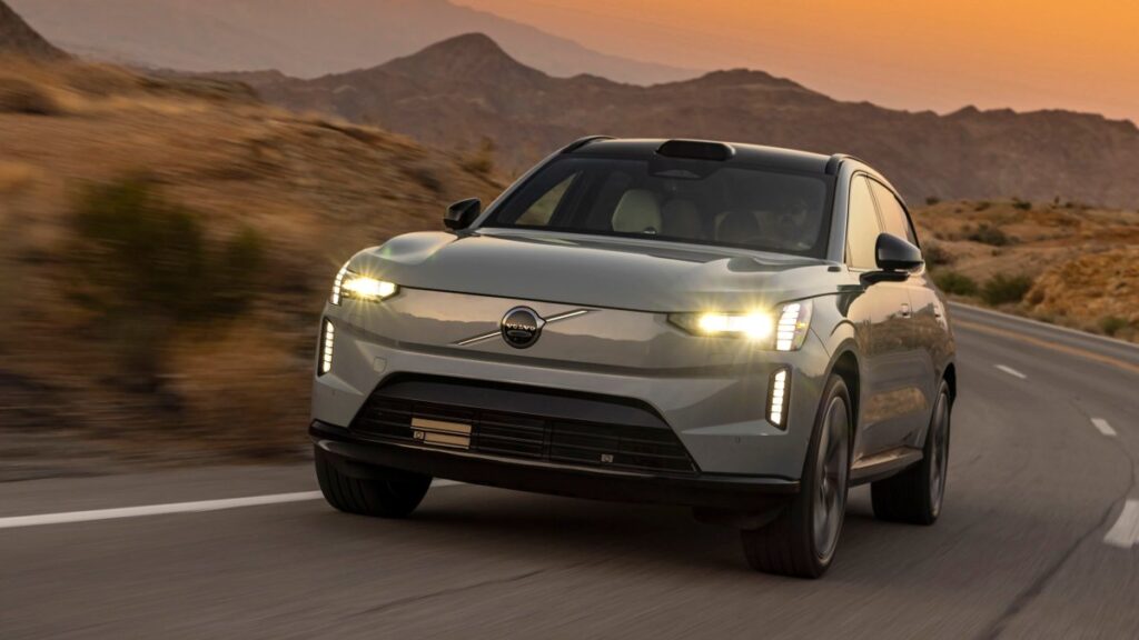 Volvo Used to Advertise Dependability. Now It’s Ranked Almost Last Volvo Used to Advertise Dependability. Now It's Ranked Almost Last