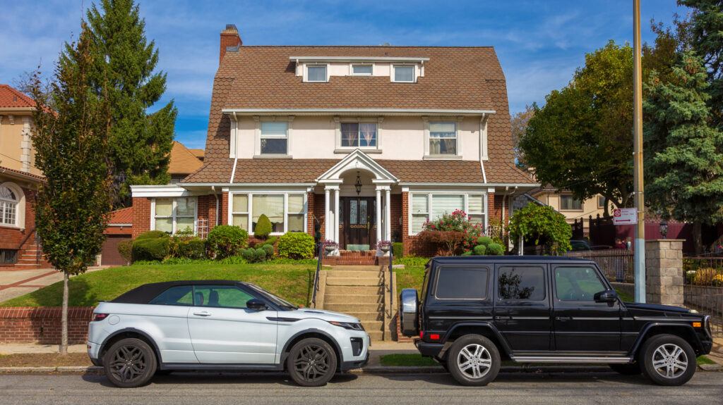 Why You Might Run Afoul Of The Law If You Street Park In Front Of Your Neighbor's House