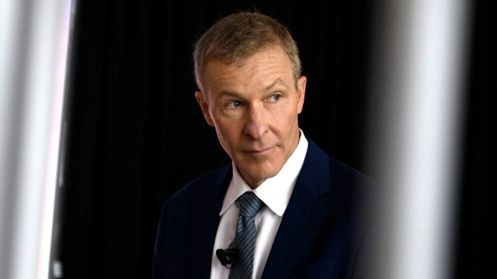 With 7 Short Words, the CEO of United Airlines Just Taught a Brilliant Lesson in Leadership With 7 Short Words, the CEO of United Airlines Just Taught a Brilliant Lesson in Leadership