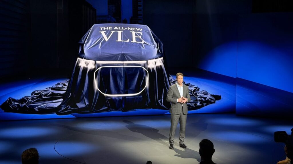 'Wow, What the Hell Is This?' Mercedes CEO Recalls Dealers' First Look at the VLE Van