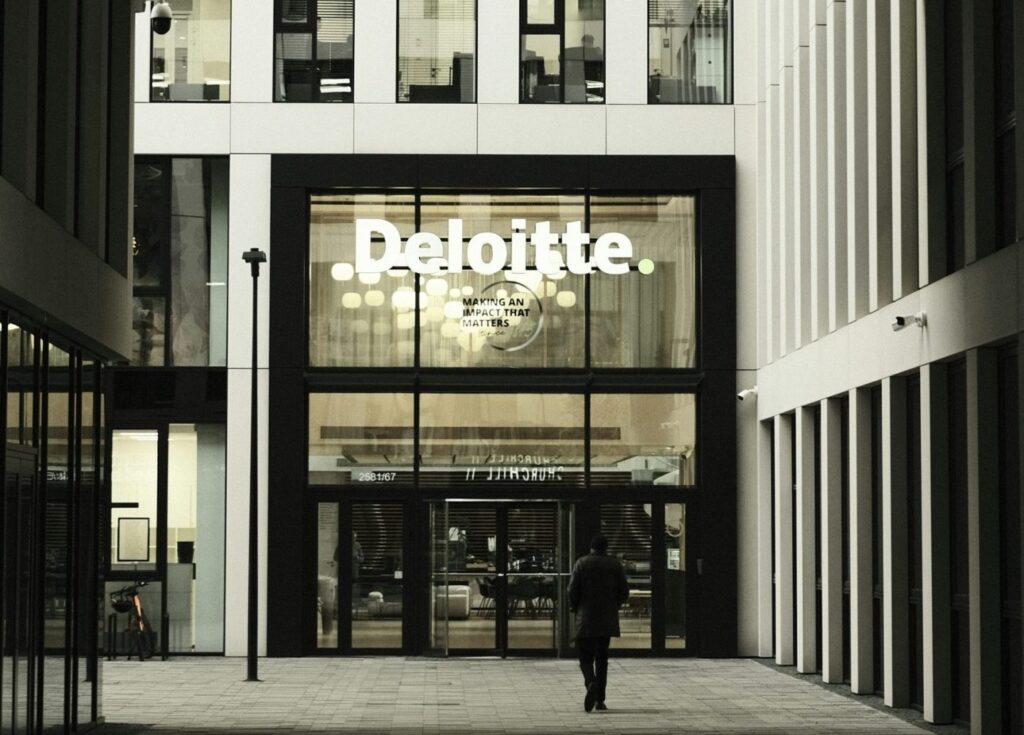 As AI agents take on more tasks, governance becomes a priority As AI agents take on more tasks, governance becomes a priority