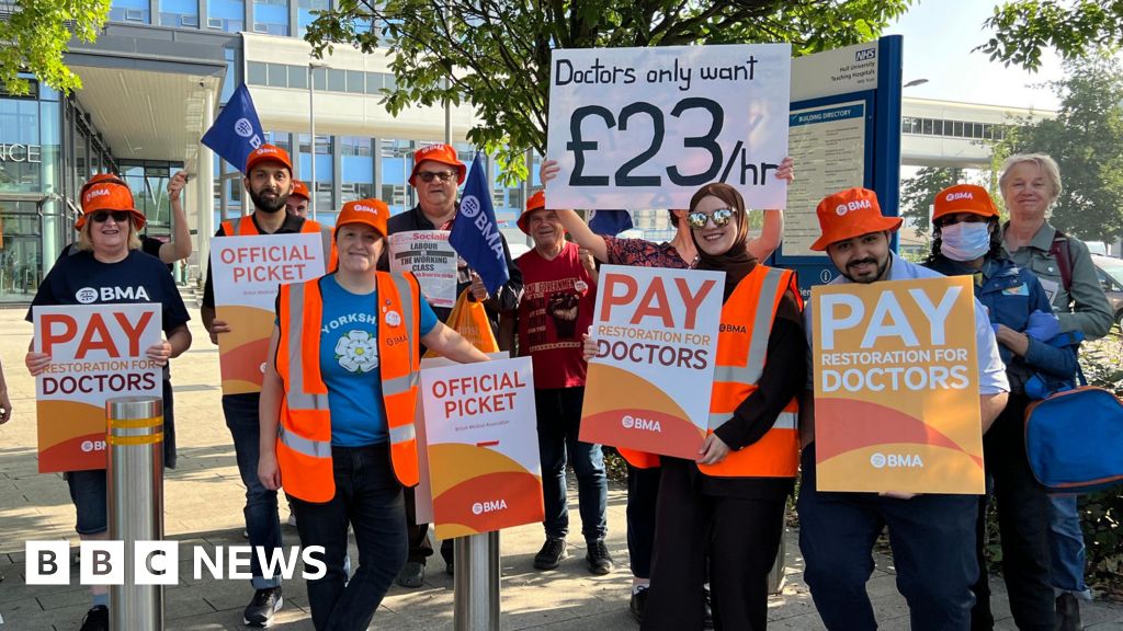 Cancellations 'unavoidable' during hospital strike Cancellations 'unavoidable' during hospital strike