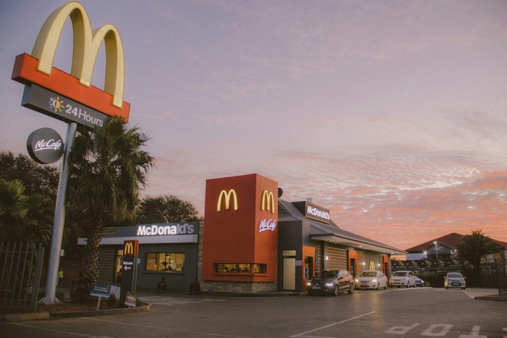 McDonald’s tests Google-backed AI drive-thru ordering system McDonald’s tests Google-backed AI drive-thru ordering system
