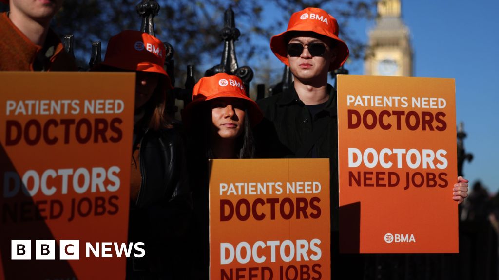 Resident doctors cancel strike after new offer from government Resident doctors cancel strike after new offer from government