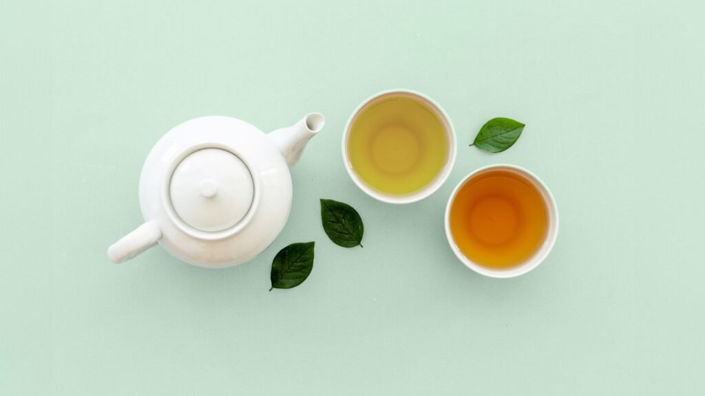 7 Best Teas for People With Diabetes Tea pot with tea cups